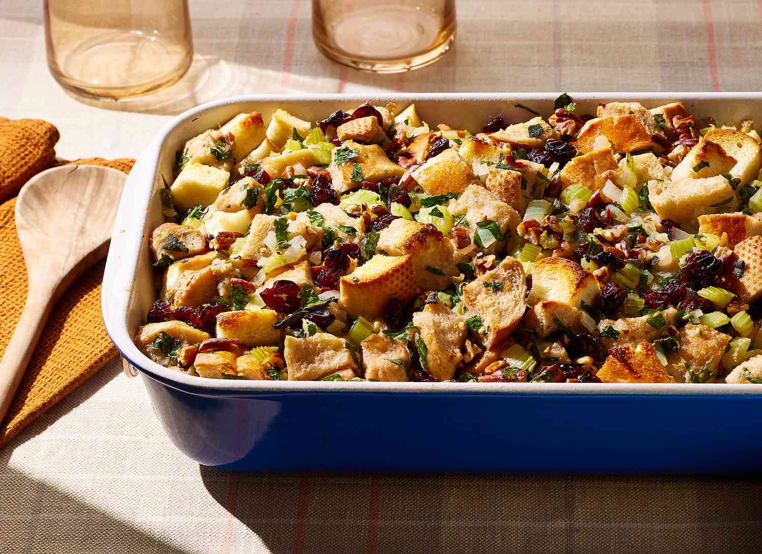 Mastering the Best Stuffing: Buttery, Crispy & Foolproof Recipe